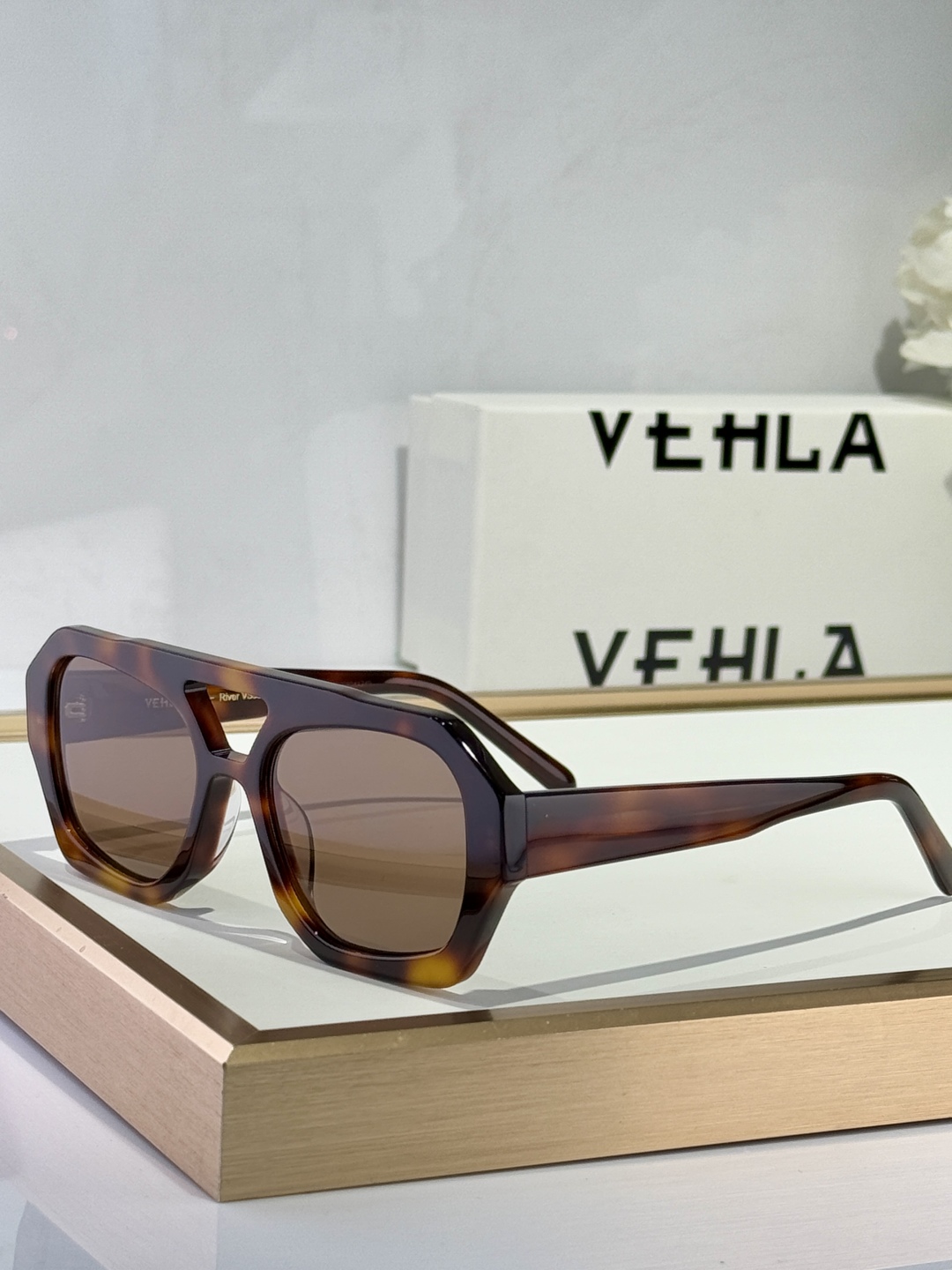  VEHL*
Mod：RIVER VS353
Size：53-17-145
澳洲潮牌

