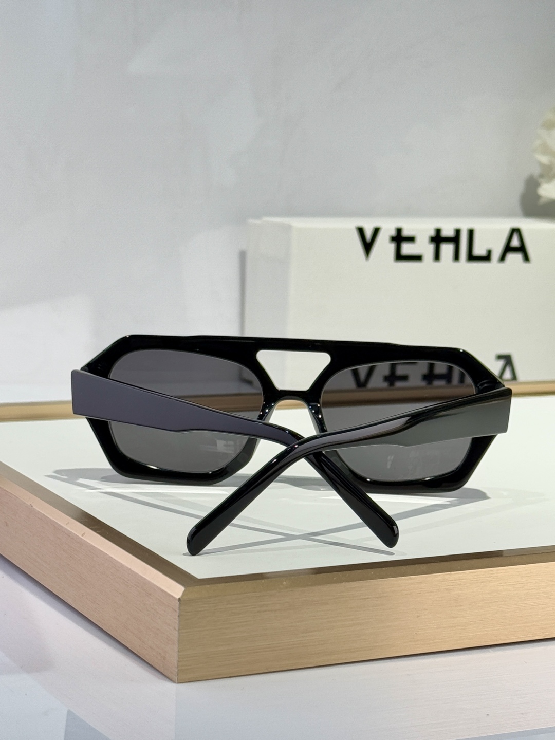  VEHL*
Mod：RIVER VS353
Size：53-17-145
澳洲潮牌
