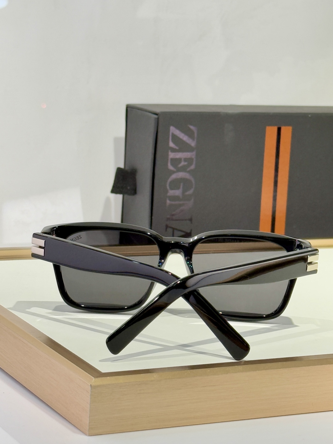  New 2025
Ermenegildo Zegna
Mod：EZ0237
Size55口17-140