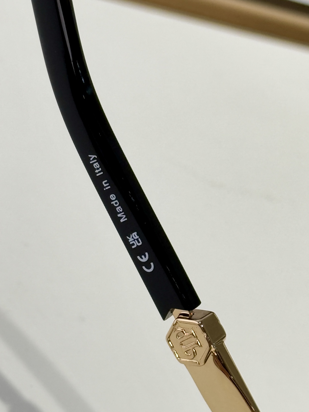 ￼ PhiliPP Plein
Mod：SP
Size：66口10-145
品质保证
金属电镀
质感看得
