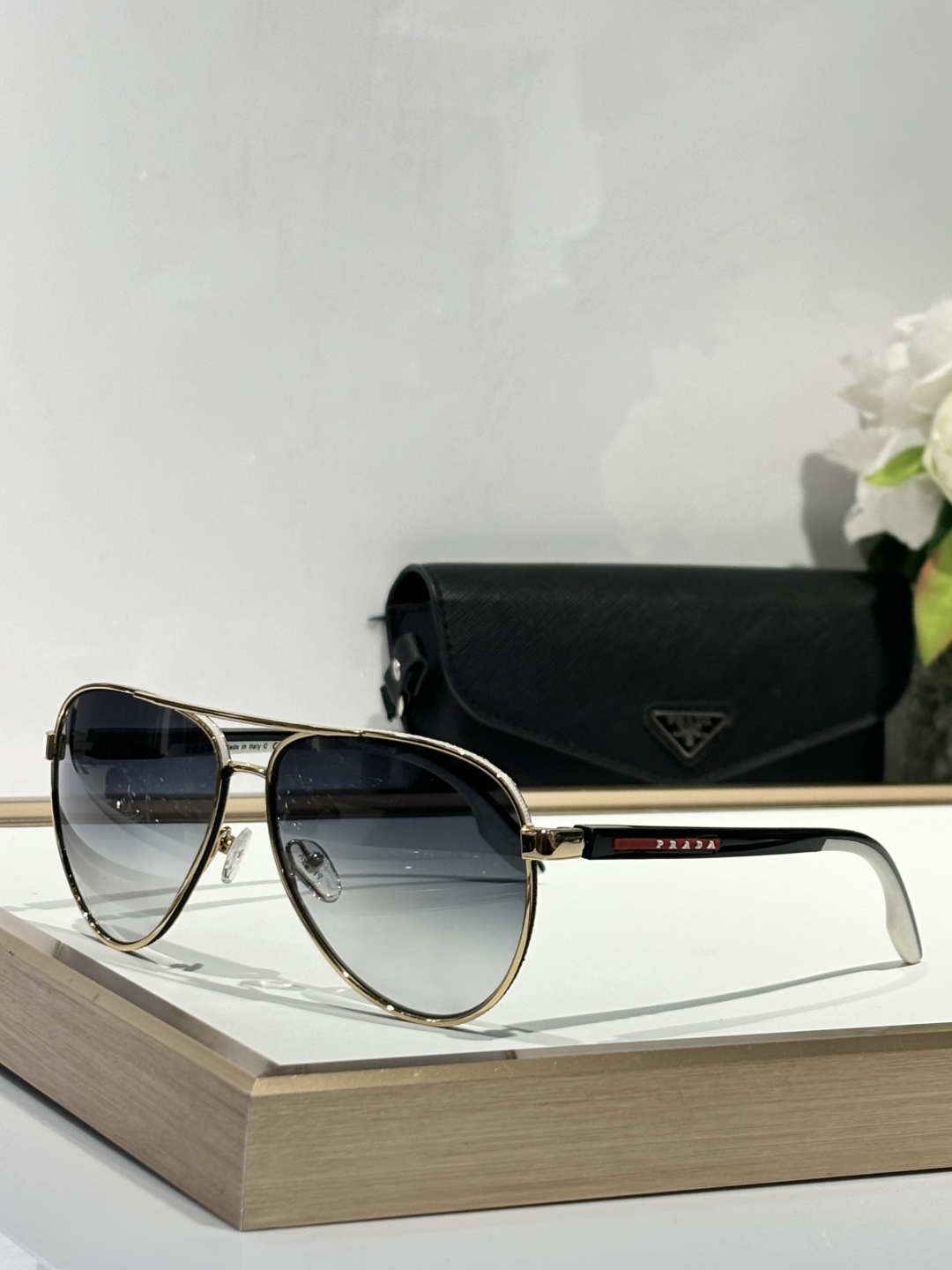  TOP quality
PRADA 
PS52WS
Size61-14-145
