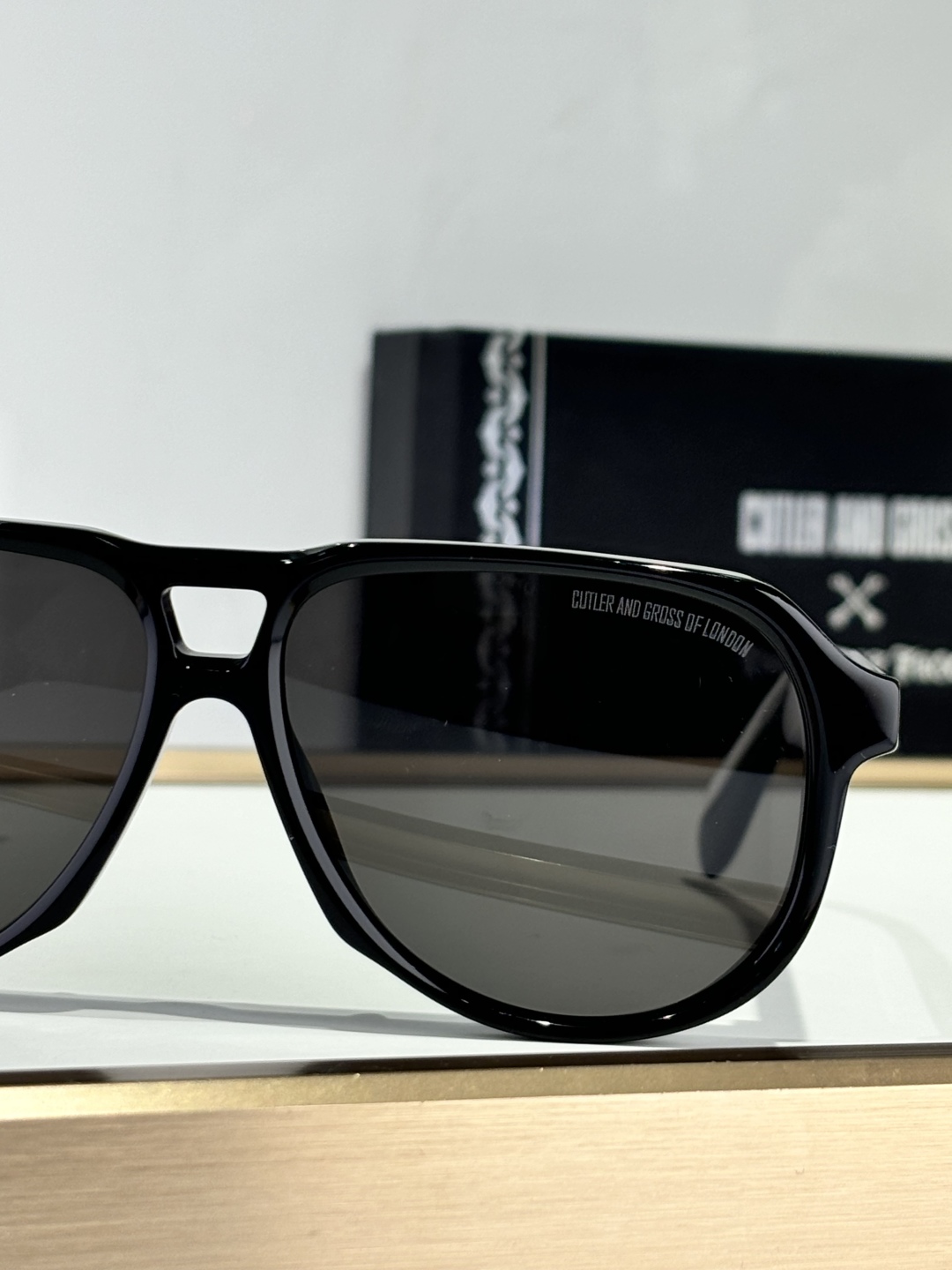  CUTLER AND GROSS
Mod：CGSN9782
size：60口14-150
备受期待的德