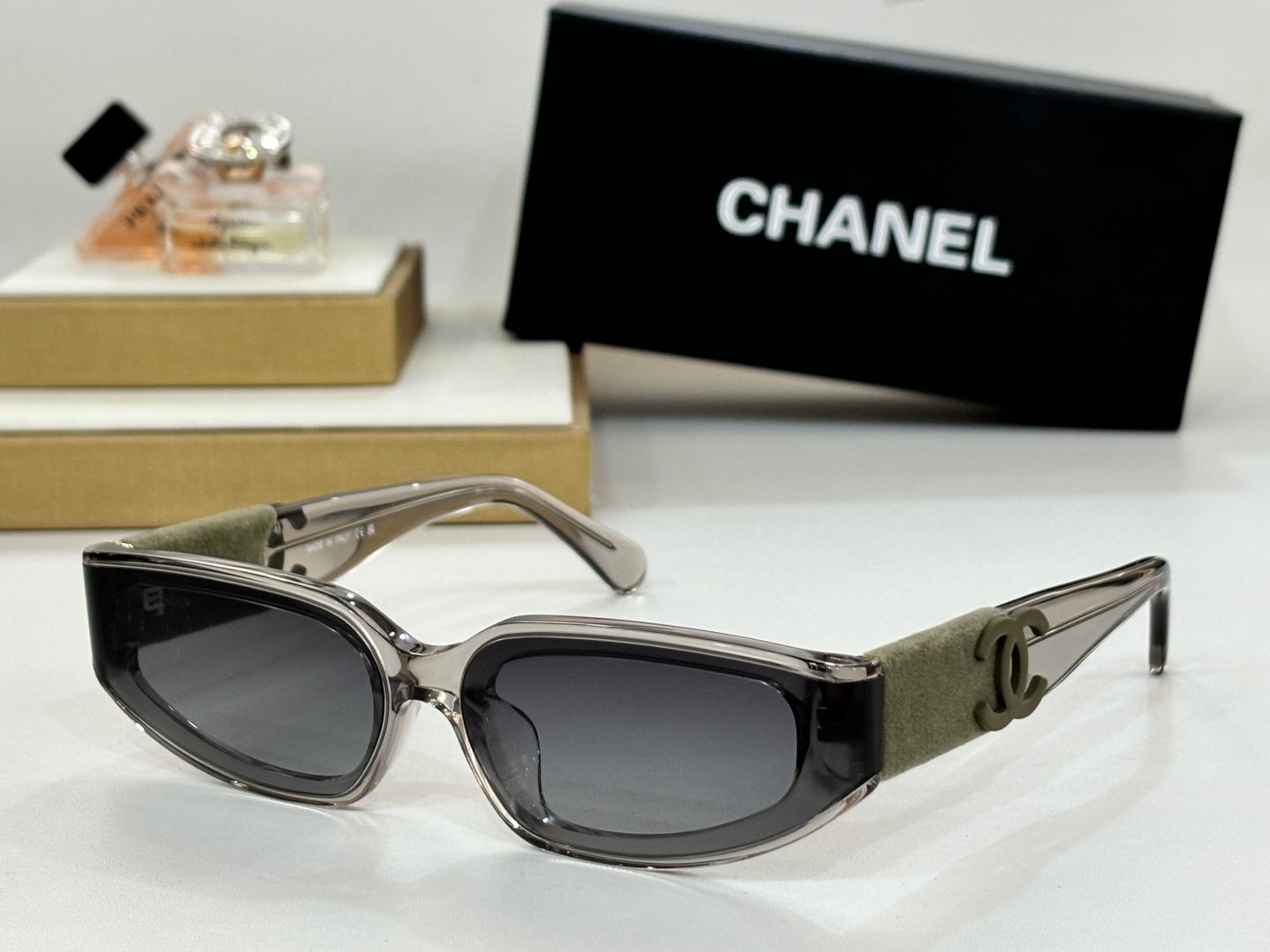  Chanel
modCH6068S
SIZe66-14-145
