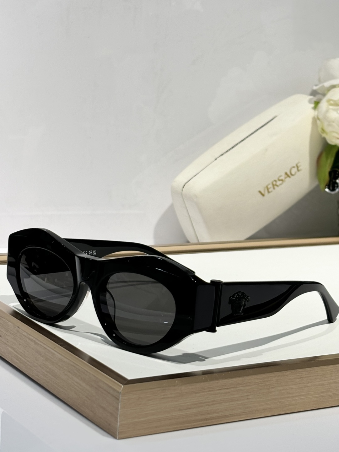  VERSACE
MOD4477
Size52-19-135
