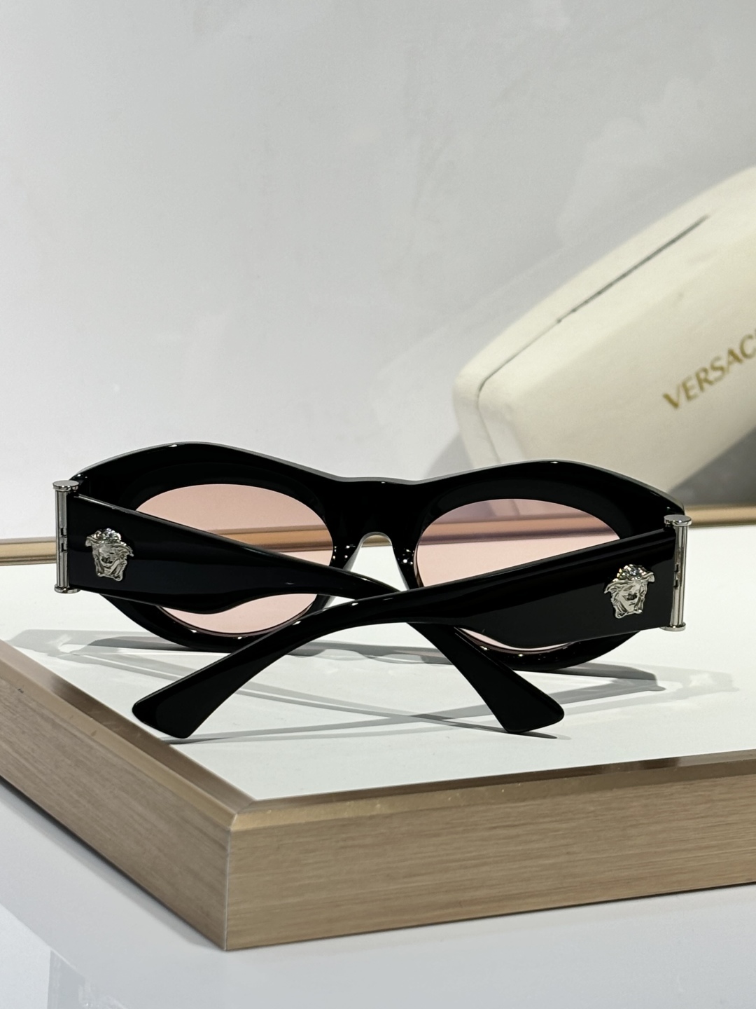  VERSACE
MOD4477
Size52-19-135
