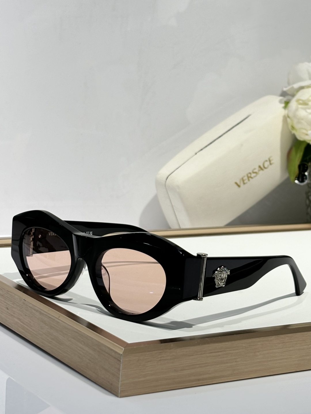  VERSACE
MOD4477
Size52-19-135
