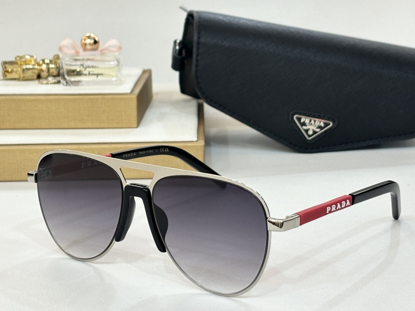  PRADA
MODPS51XS
Size58-17-145
