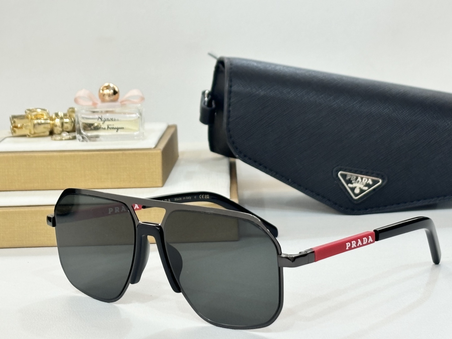  PRADA
MODPR179VS
Size57-17-145
