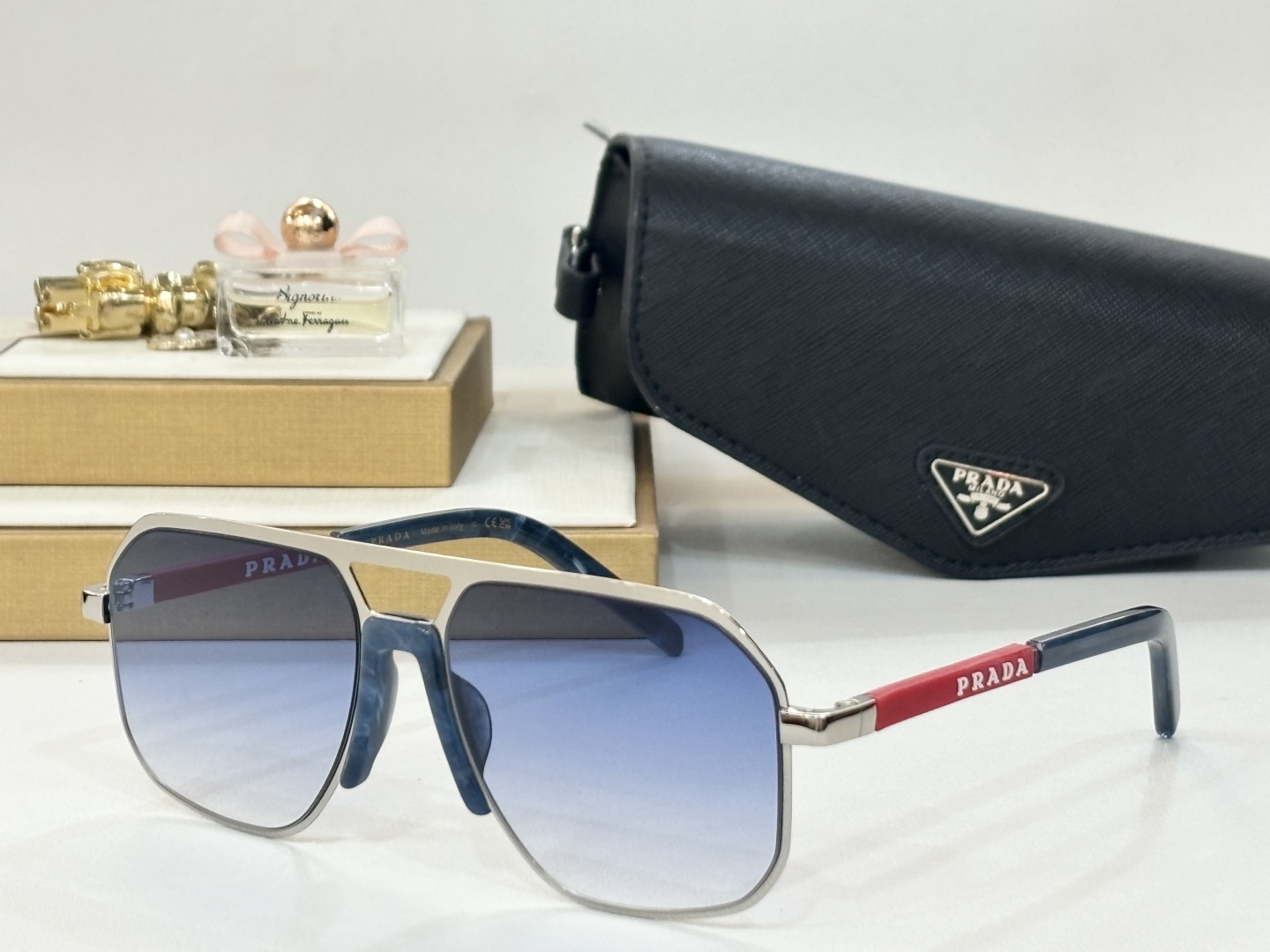  PRADA
MODPR179VS
Size57-17-145
