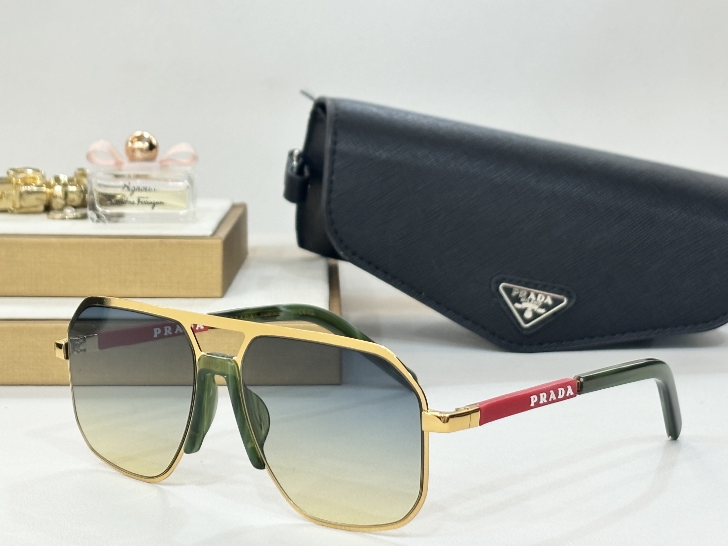  PRADA
MODPR179VS
Size57-17-145
