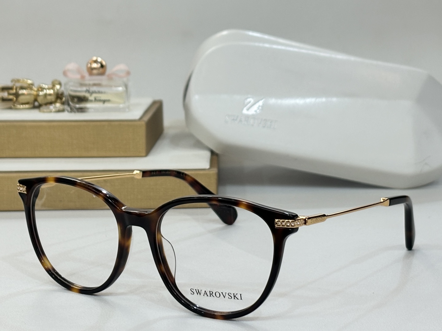  SWAROVSKI 
MODSK2009
Size55-18-143
