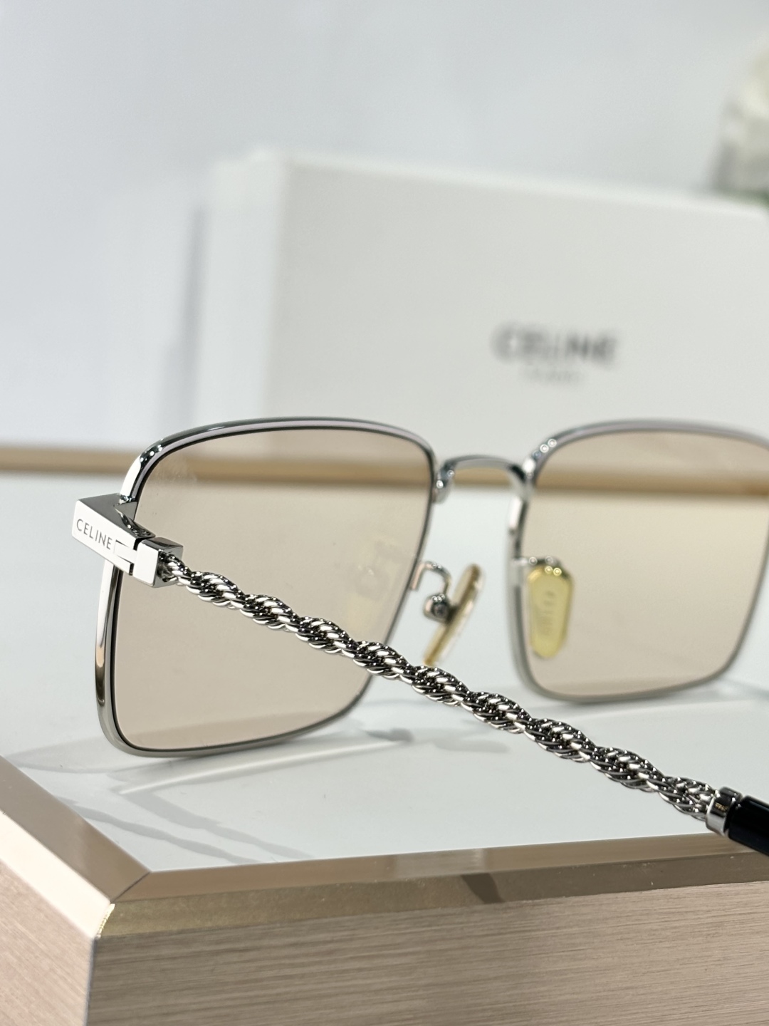  Celine 
CL40522
Size：54口18-140
ToP quality 
