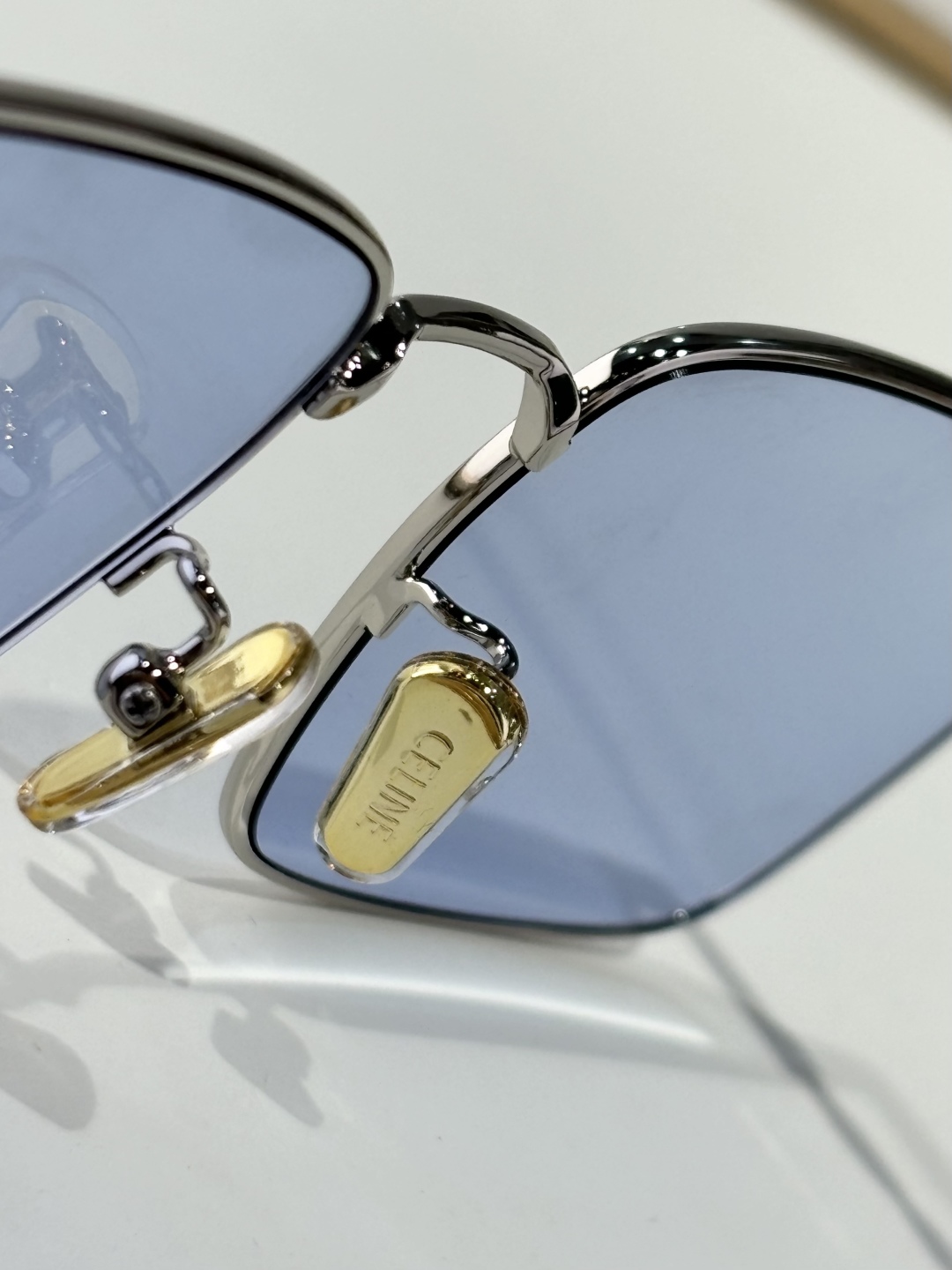  Celine 
CL40522
Size：54口18-140
ToP quality 
