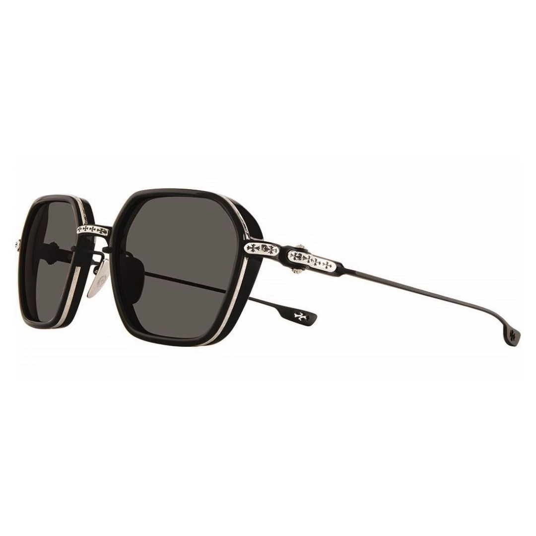  Zeiss lenses
CHROME HEART
顶级板材手工打磨抛光而成 
立体配饰logo彰显品