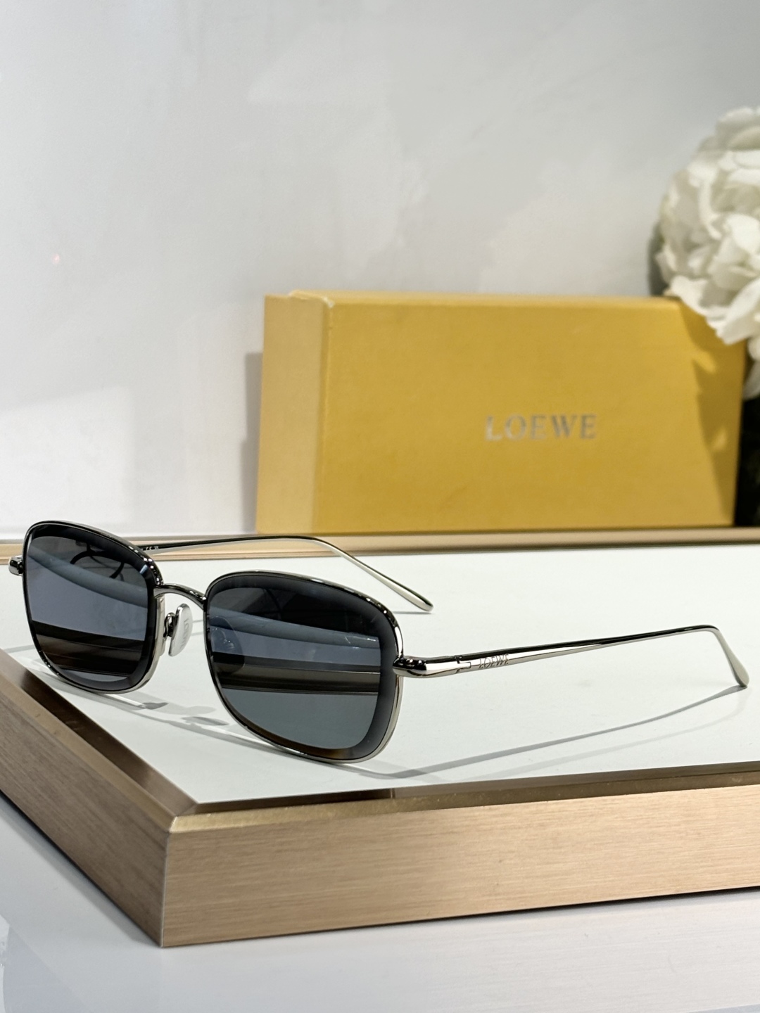  LOEWE
MODEL：LW40159U
SIZE：55口17-140

