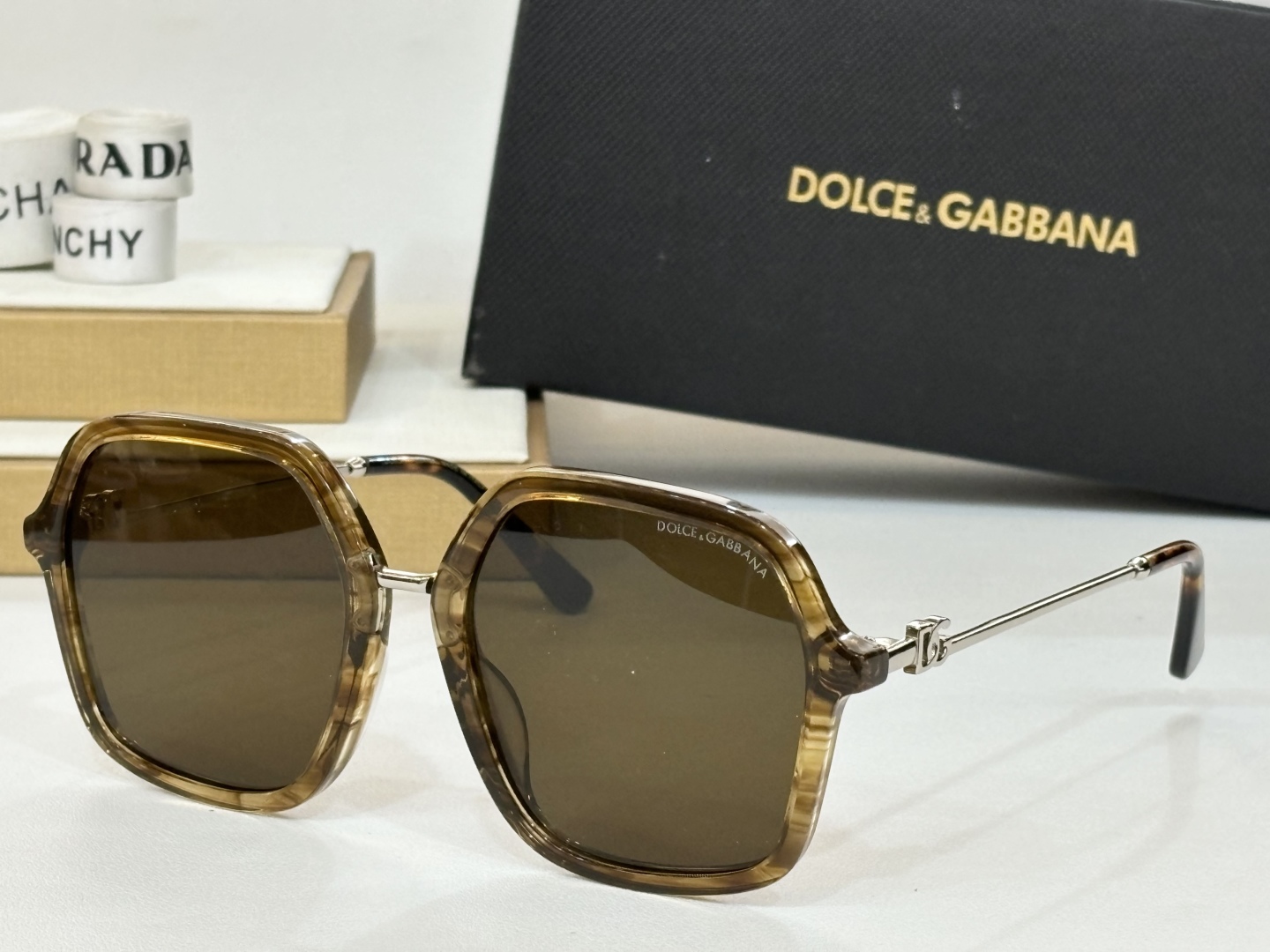 DOLCE & GABBA
MODEL：DG4421
SIZE：55口20-145
