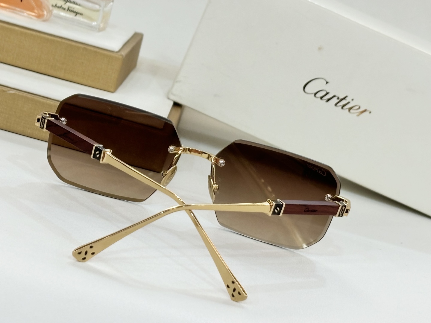  Cartie*
MODEL：CT0510S
SIZE：50口15-145
