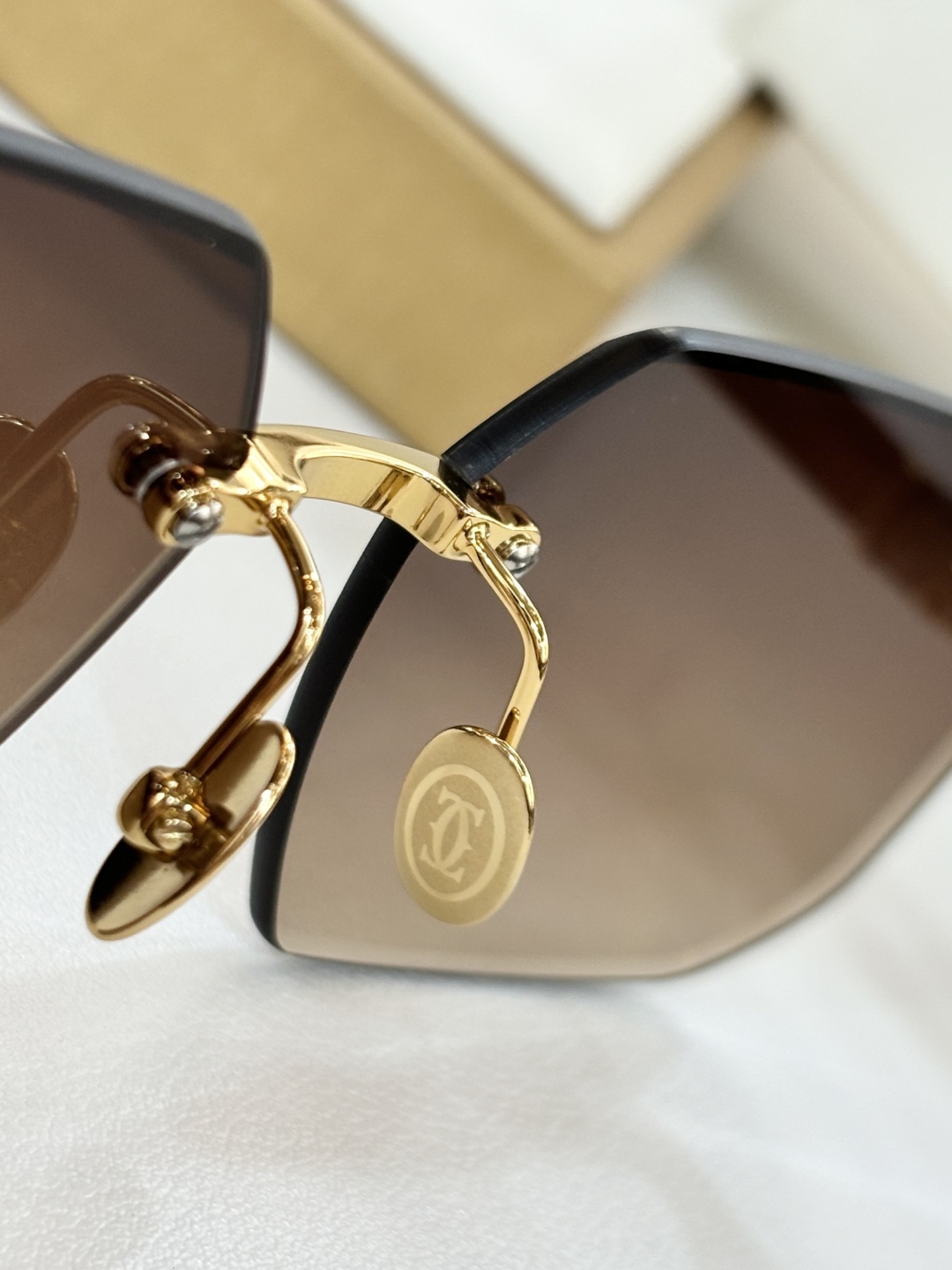  Cartie*
MODEL：CT0510S
SIZE：50口15-145
