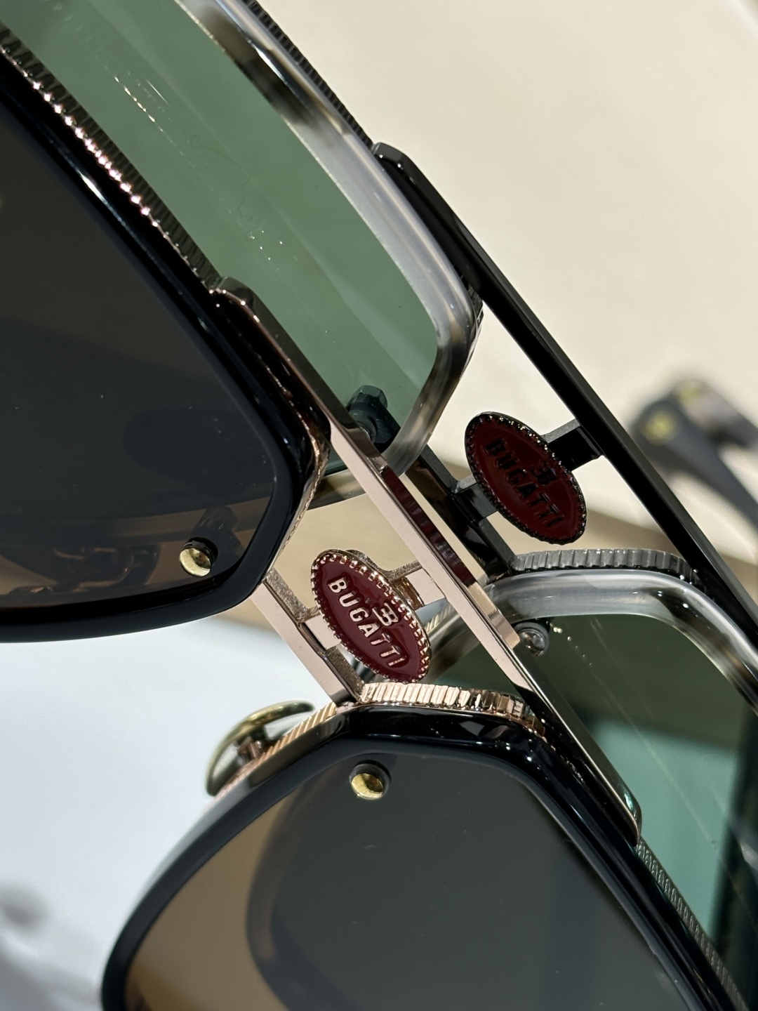  BUGATTI* 
布加提
Model：13-BT/
Size：63口15-142
