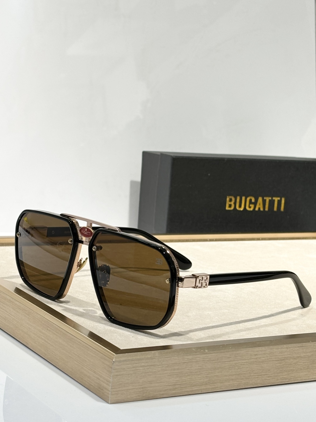  BUGATTI* 
布加提
Model：13-BT/
Size：63口15-142
