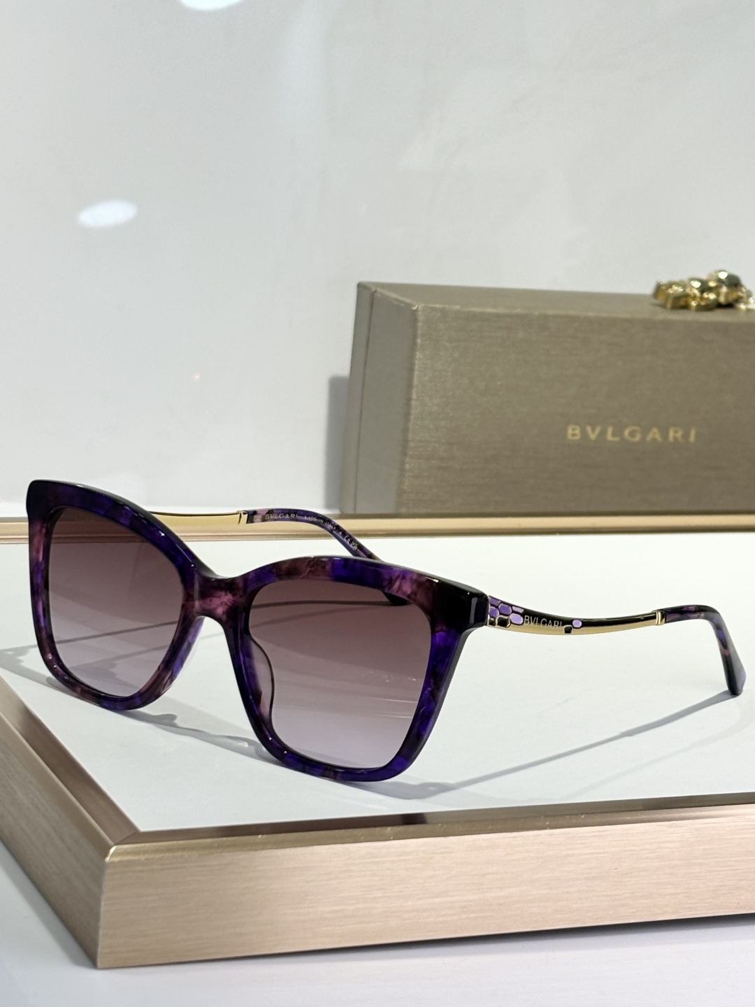  BVLGAR*
MODEL：BV 8257
SIZE：54口18-145
