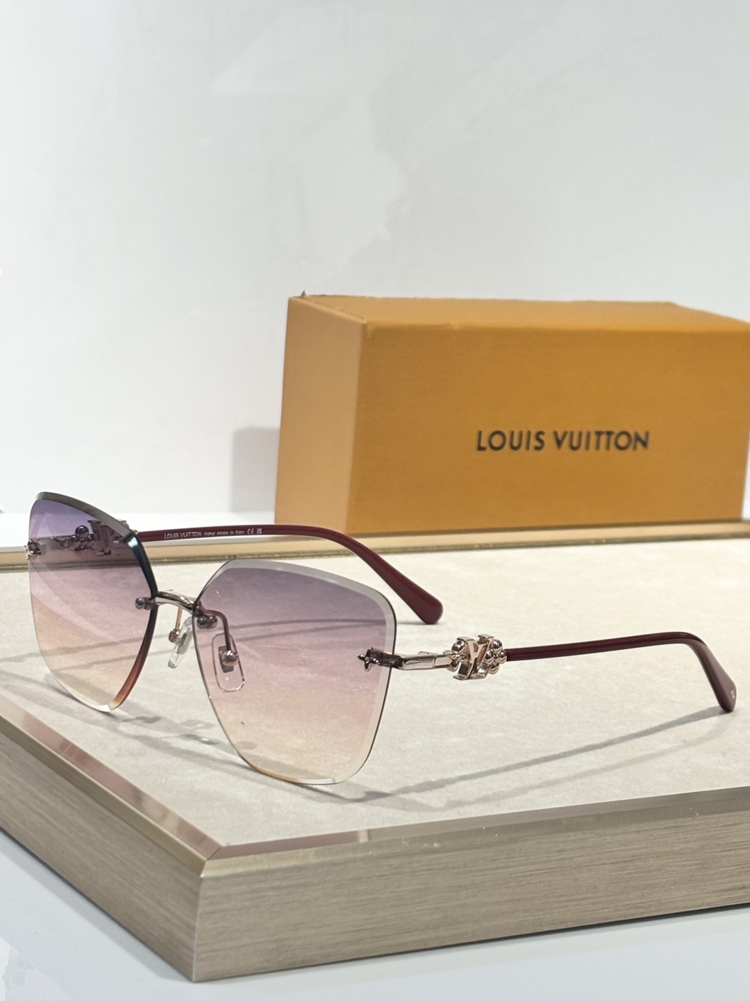  🆕LOUIS VUITT*
MODZ1312
Size62-14-145
