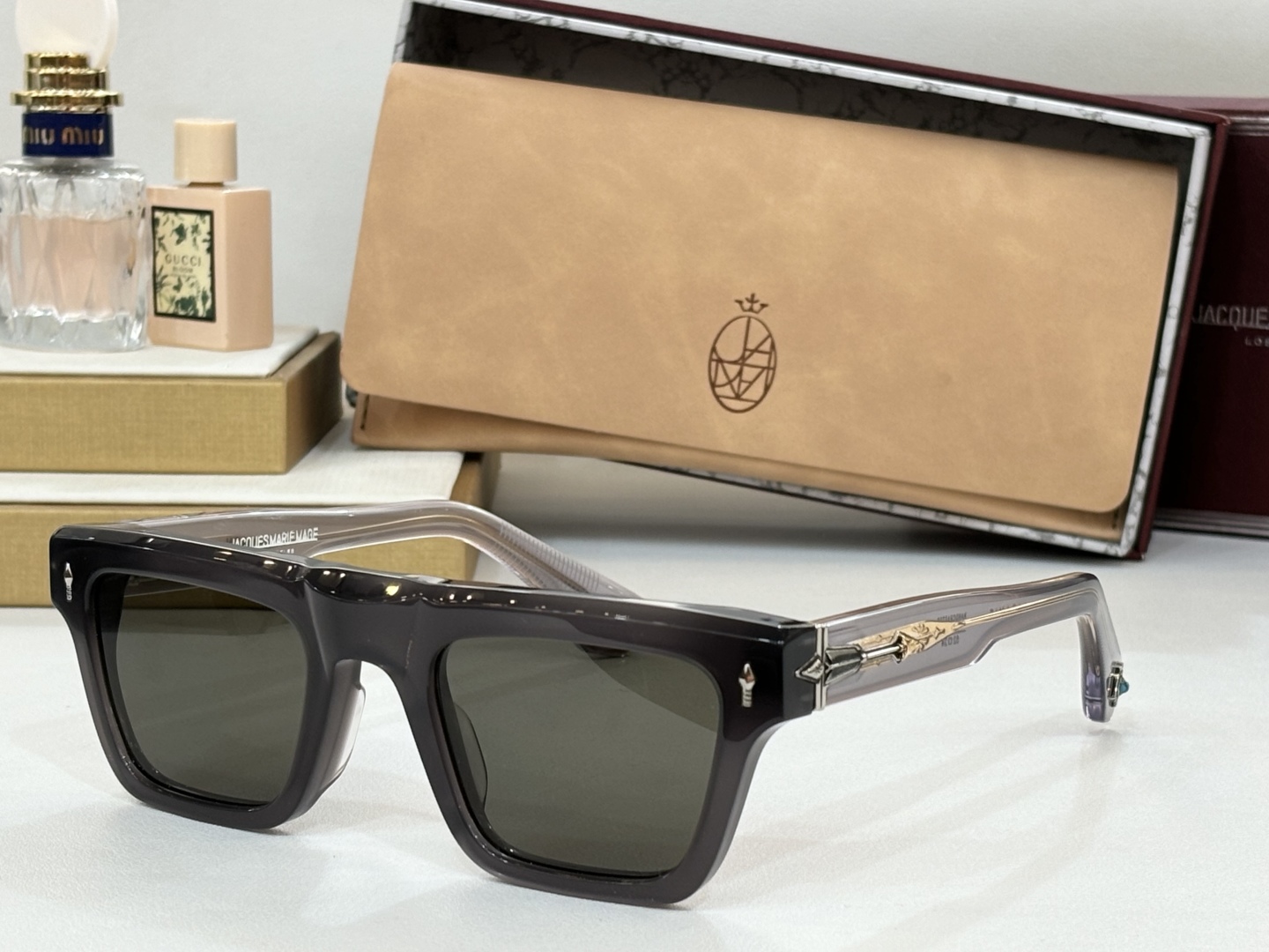  JACQUES MARIE MAGE
绿松石系列
MODEL：LARAMIE
SIZE：52口24-1