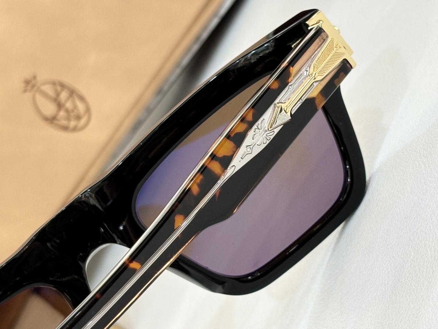  JACQUES MARIE MAGE
绿松石系列
MODEL：LARAMIE
SIZE：52口24-1