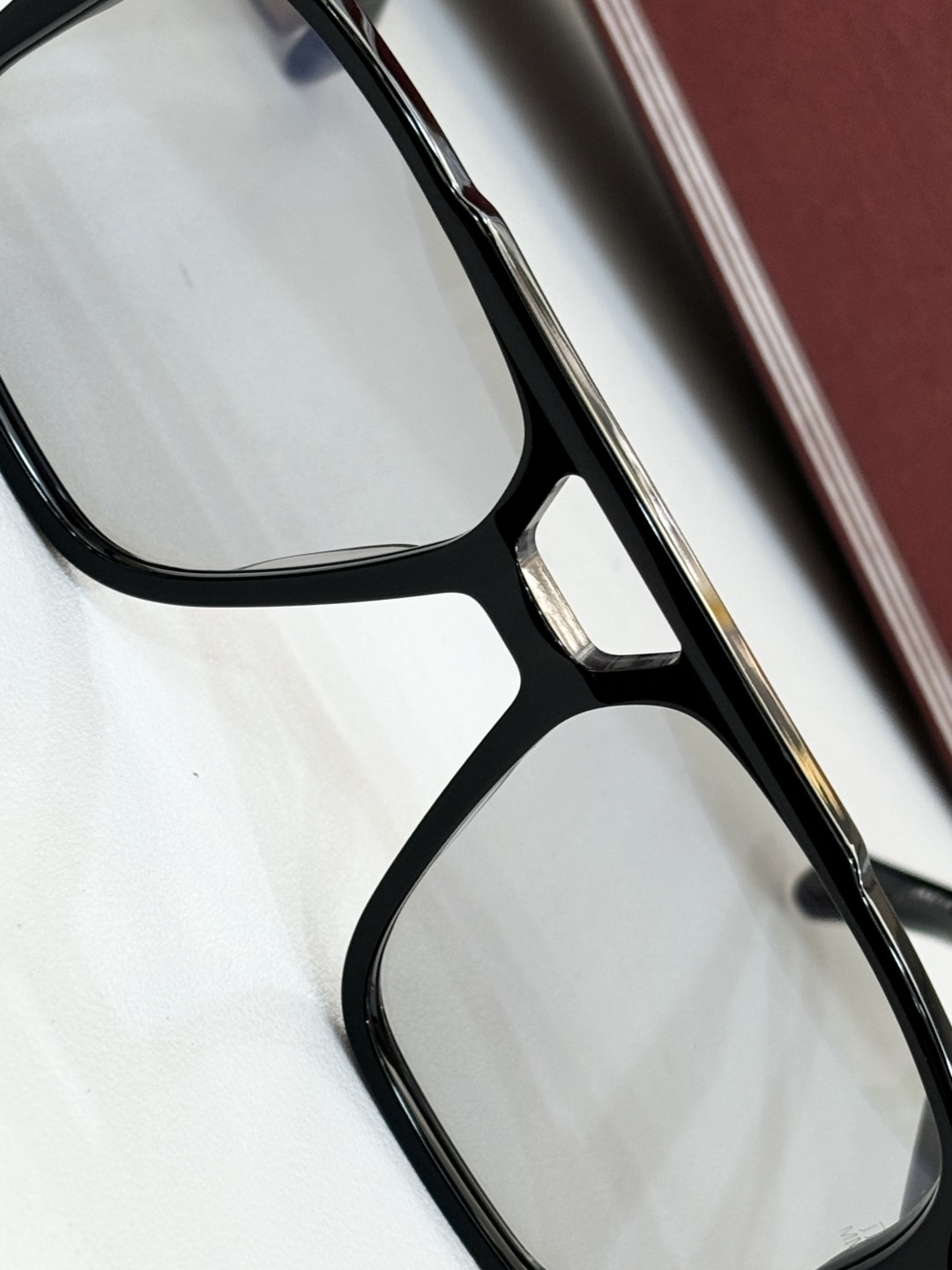  JACQUES MARIE MAGE
日本手工眼镜 
MODEL：EVANS
SIZE55-17.配包
