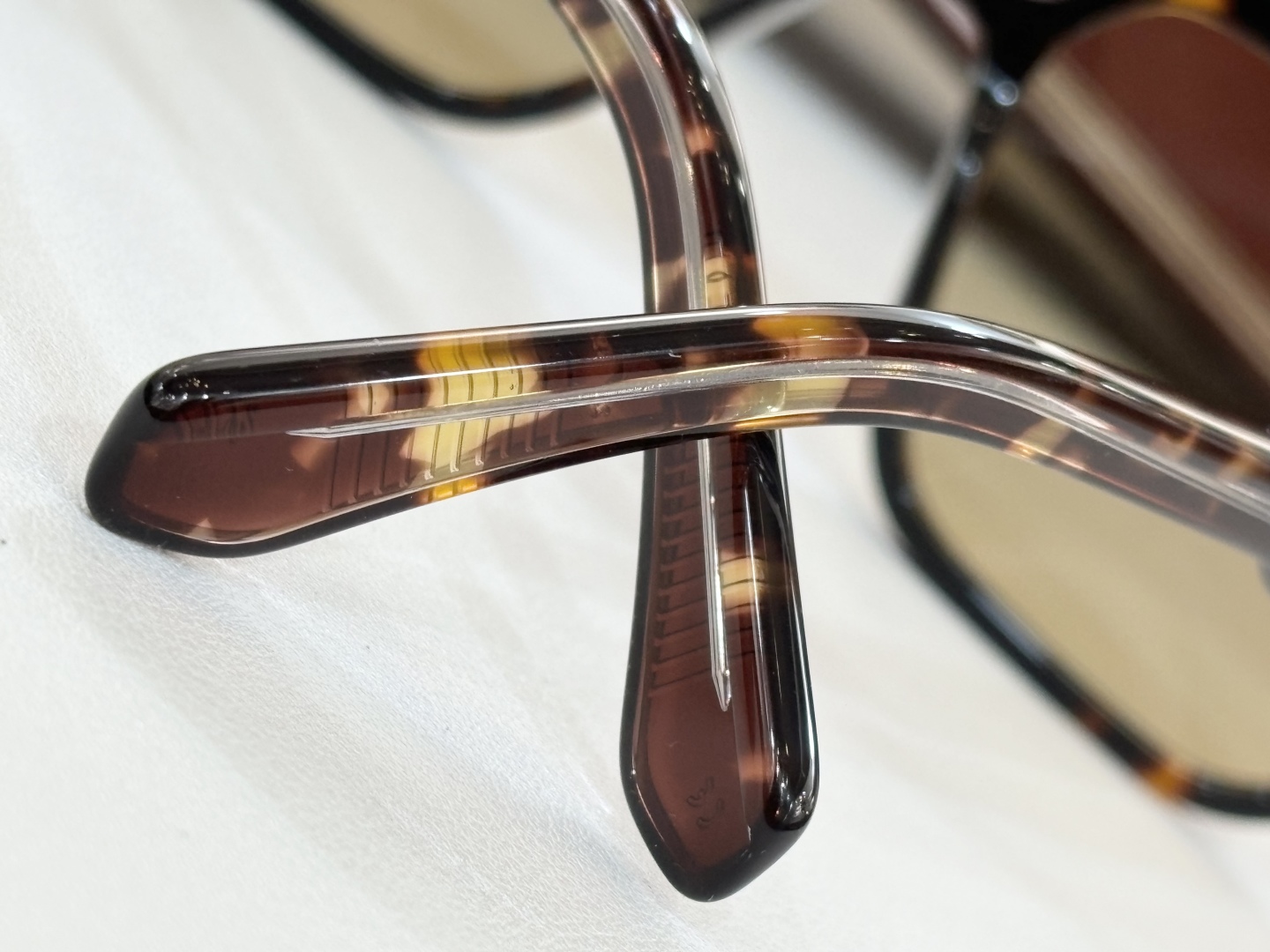  JACQUES MARIE MAGE
日本手工眼镜 
MODEL：EVANS
SIZE55-17.配包