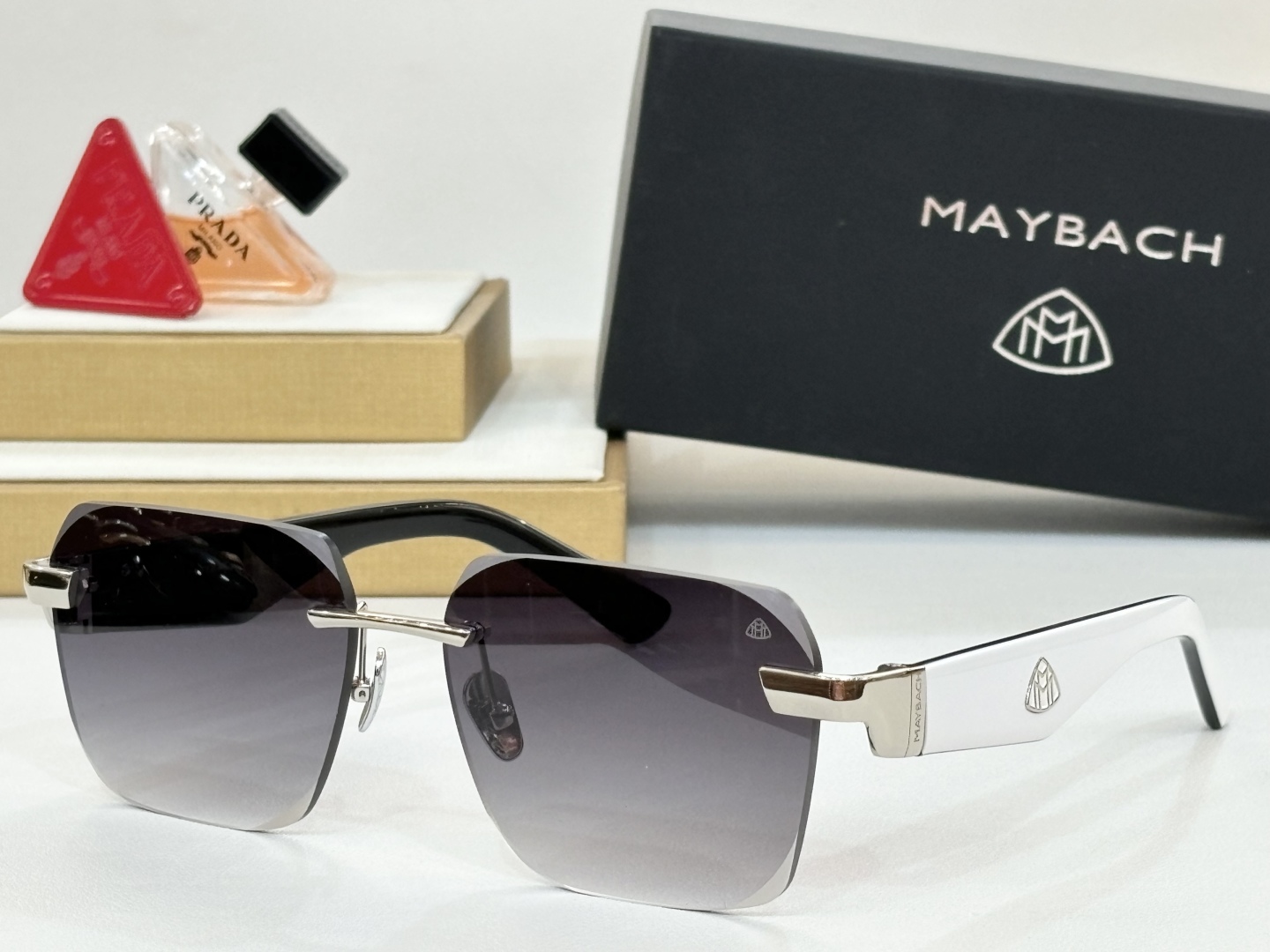  MAYBAC*
MODZ117
Size60-17-142
