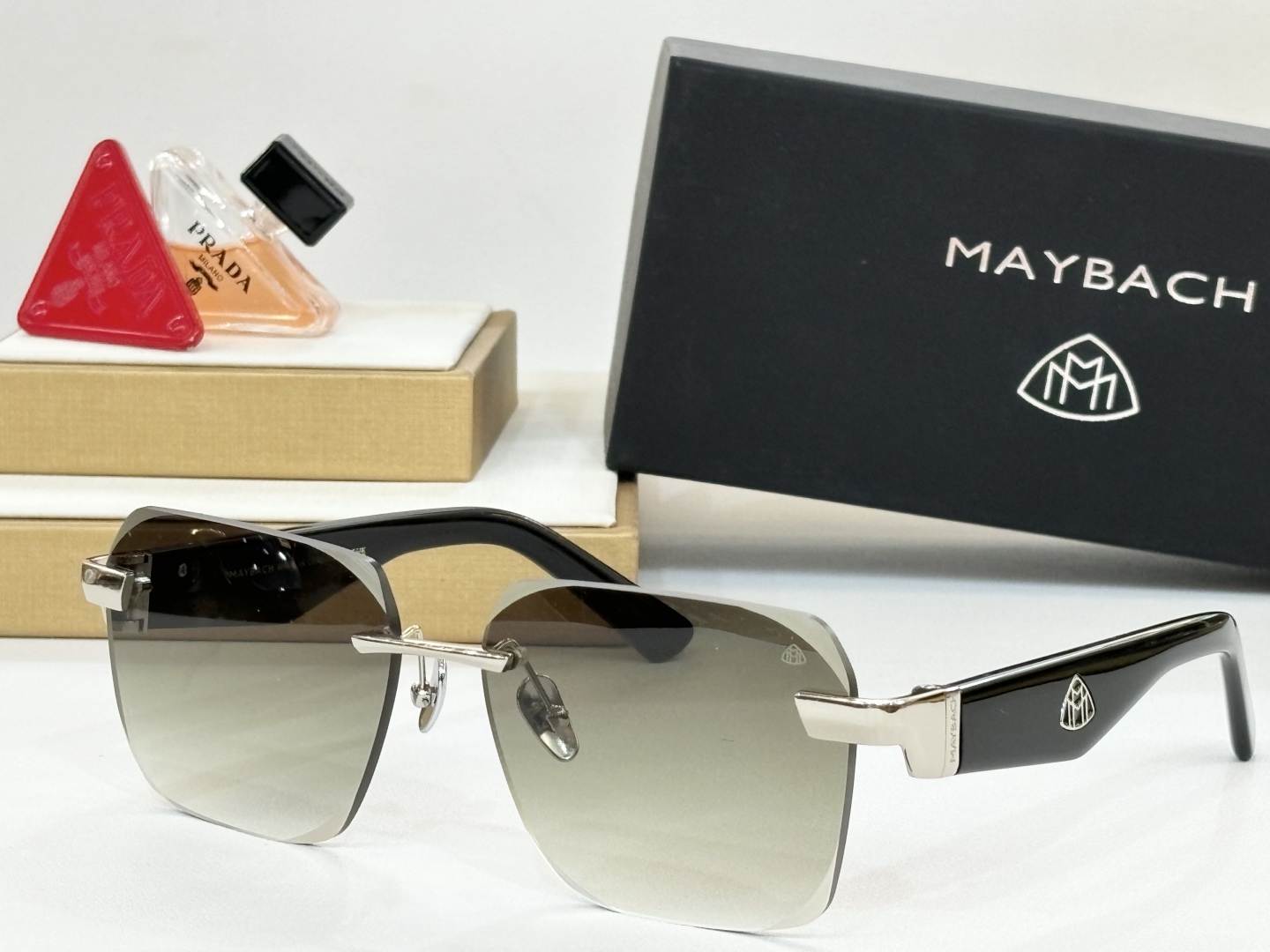  MAYBAC*
MODZ117
Size60-17-142
