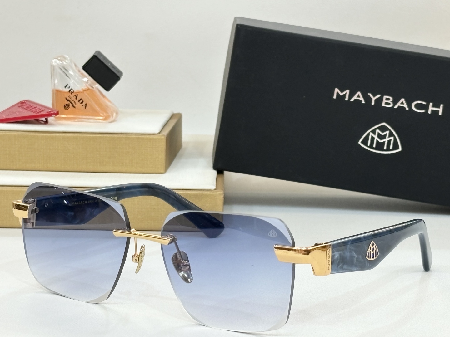  MAYBAC*
MODZ117
Size60-17-142
