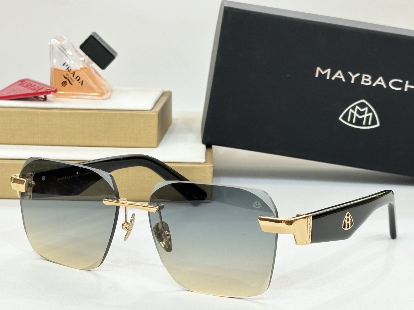  MAYBAC*
MODZ117
Size60-17-142
