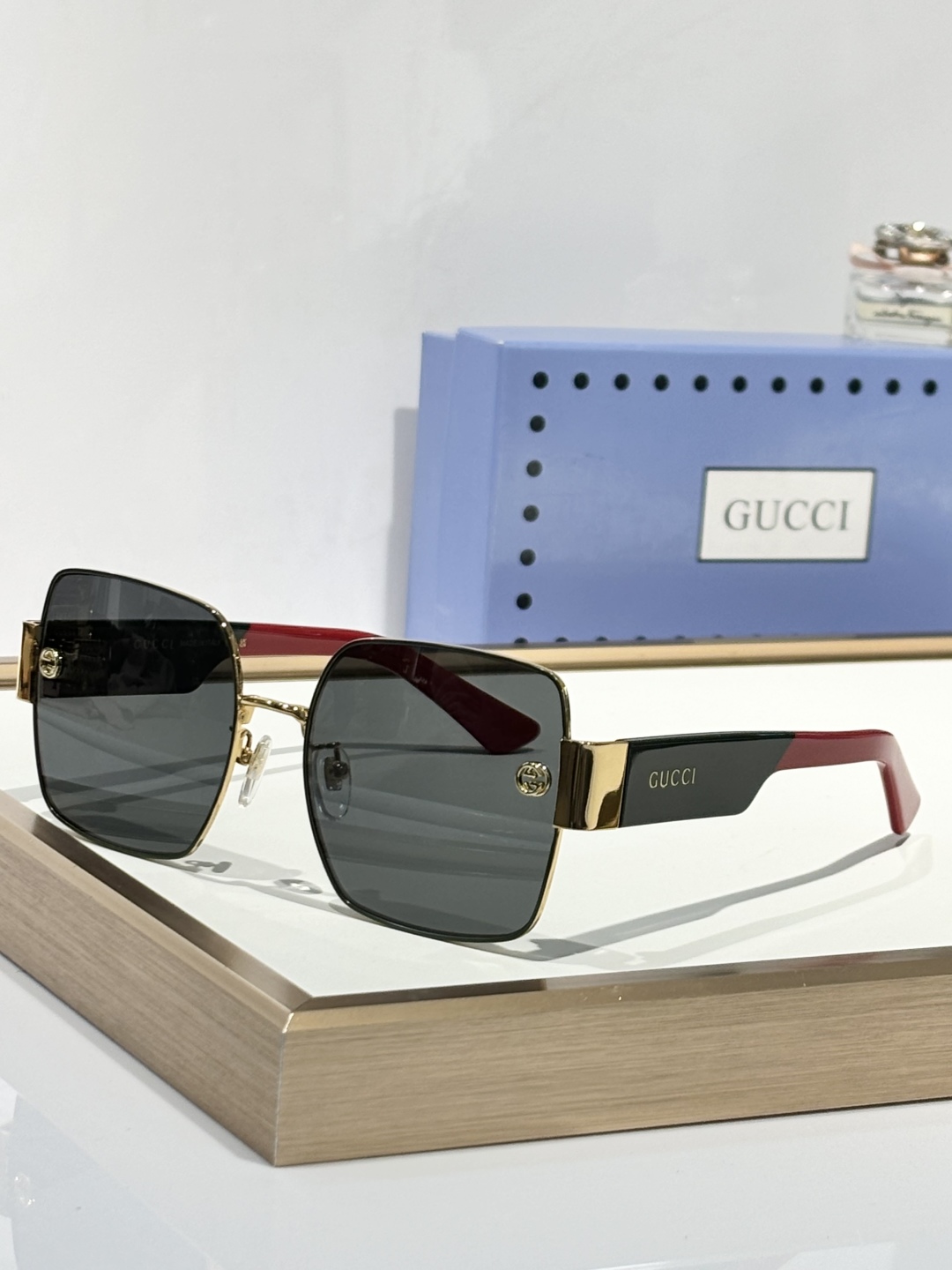  GUCC*
ModGG1402
Size57-20-145
