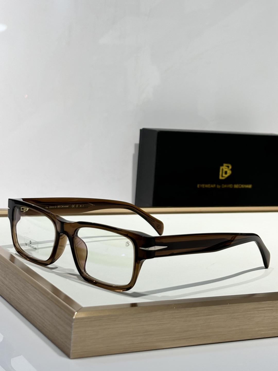  David Beckham
Model：DB1170/F

