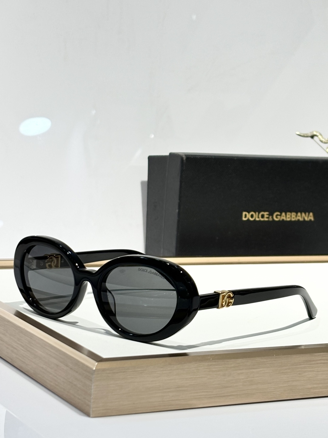  Dolce&Gabban*
mod ：DG6007U
Size51-19-140

