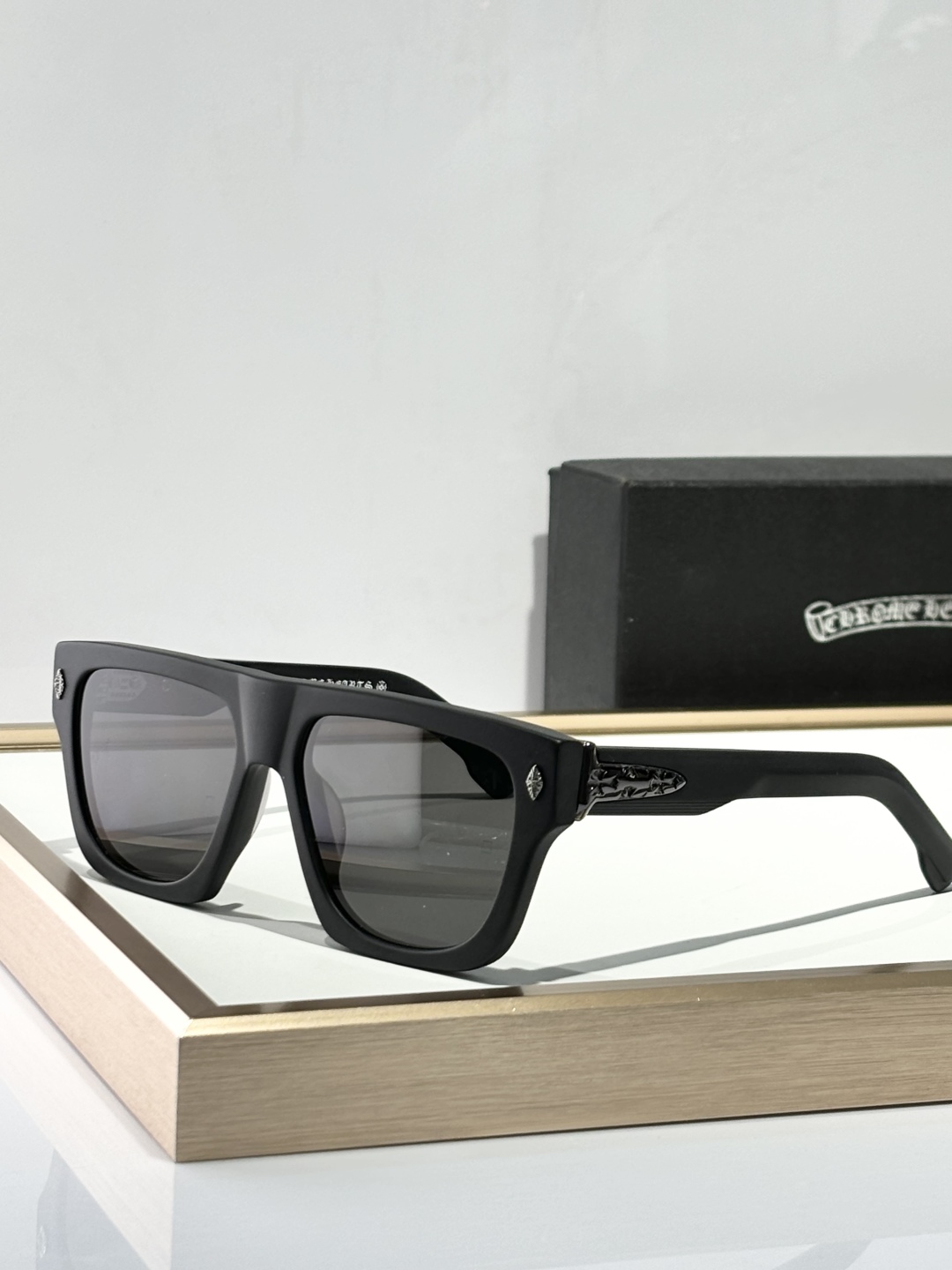 Zeiss lenses
CHROME HEART
ModCHARISMADICK 
SIZE57-1