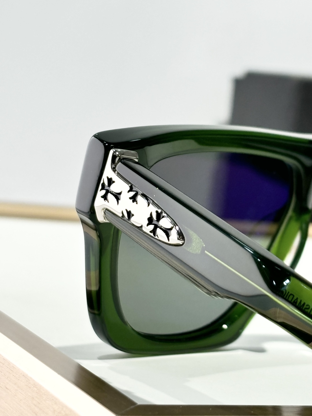  Zeiss lenses
CHROME HEART
ModCHARISMADICK 
SIZE57-1