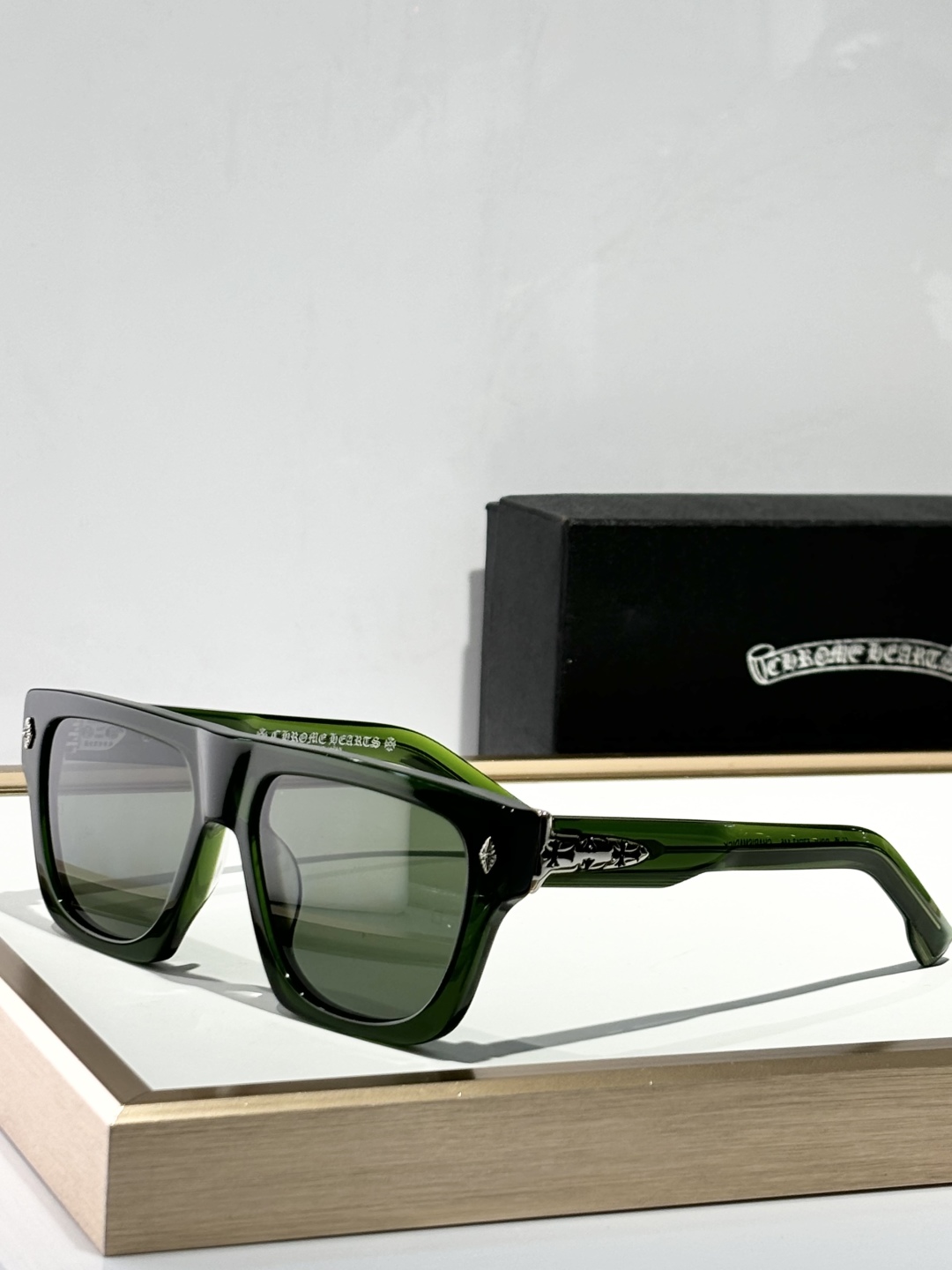  Zeiss lenses
CHROME HEART
ModCHARISMADICK 
SIZE57-1