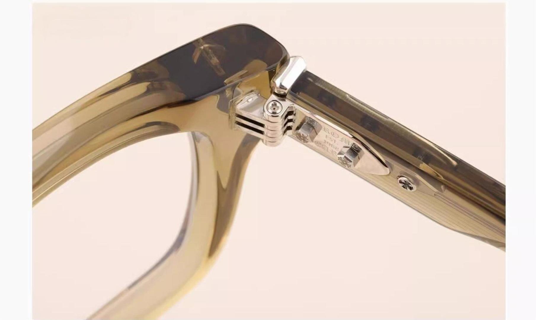  Zeiss lenses
CHROME HEART
ModCRYPDIC
Size51-22-145
