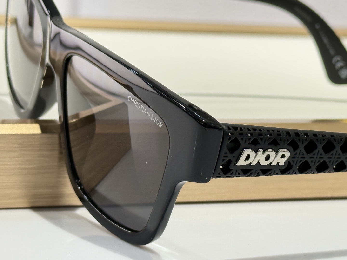  DIO*
ModDIOR3D S2F
SIZE57-16-150

