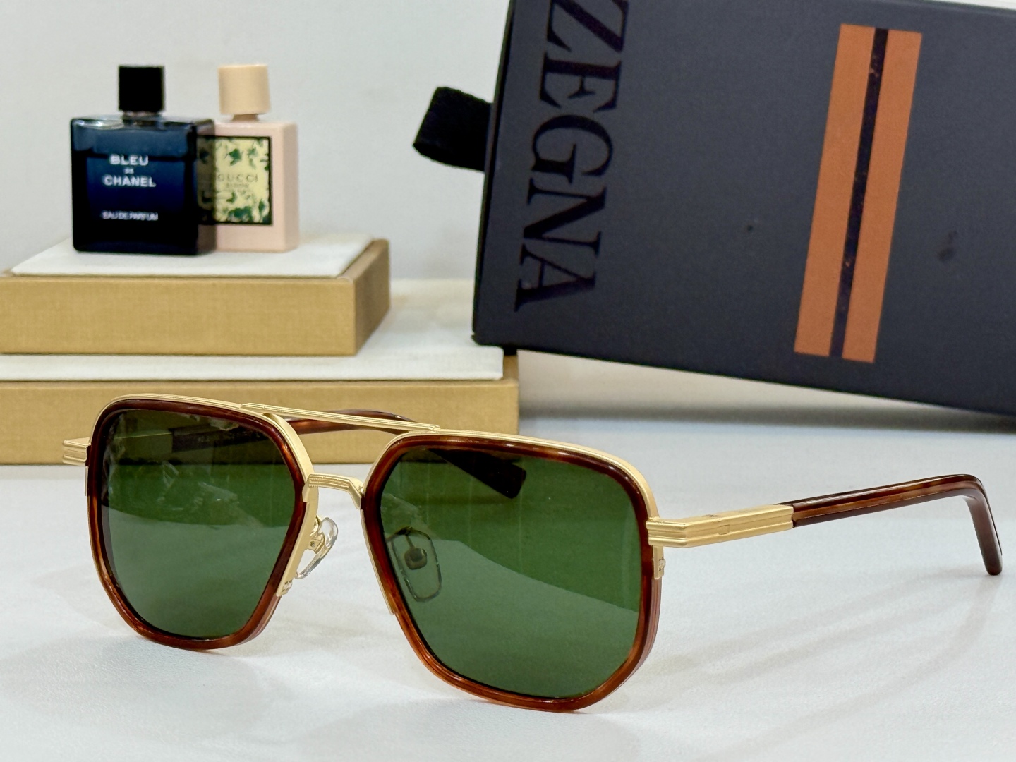  Ermenegildo Zegna
Mod：EZ0232
Size：59-17-145
