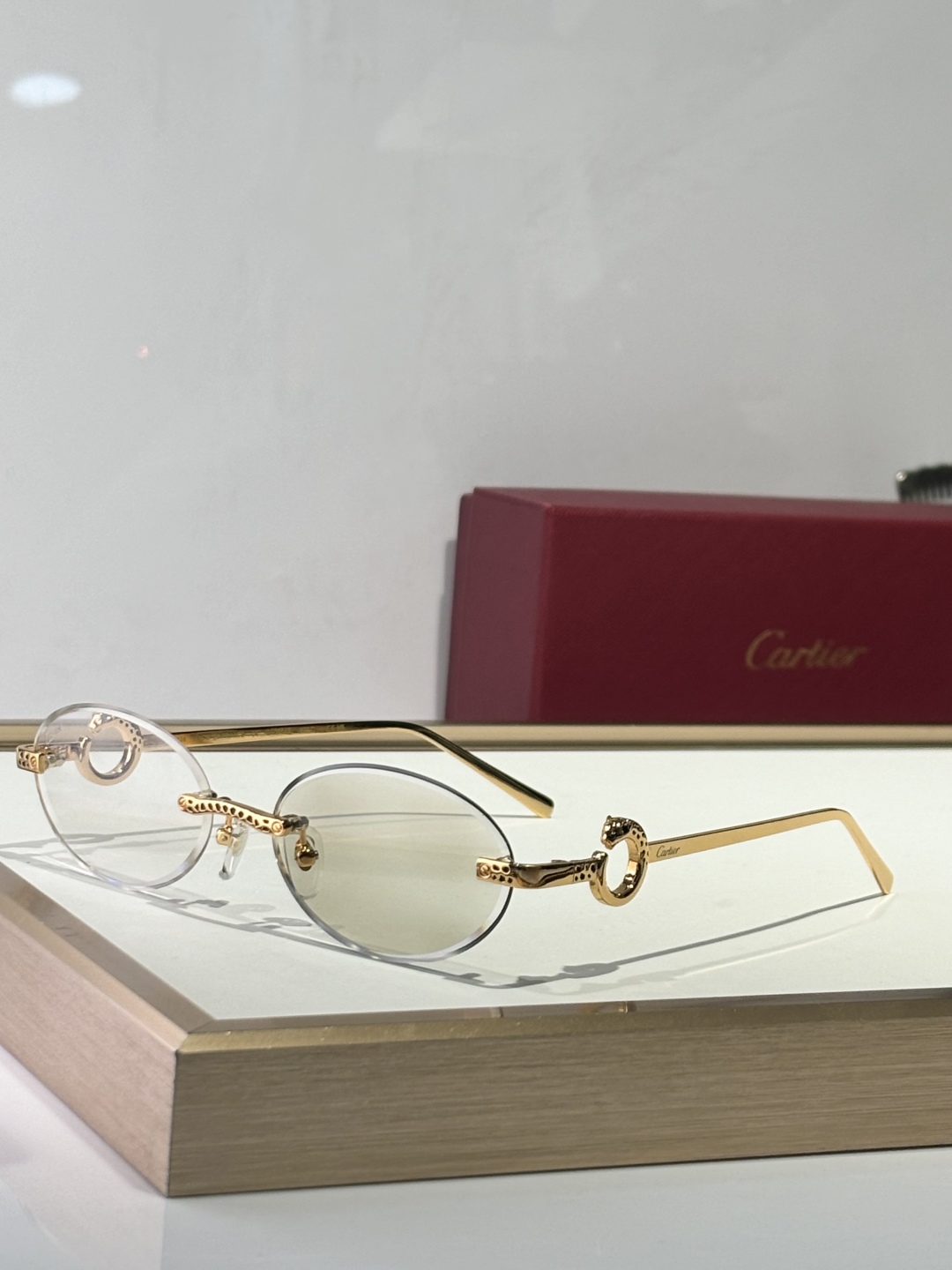  Cartie*
Mod：CT0654
Size：57-16-145🎉 
Photo Chromic
变