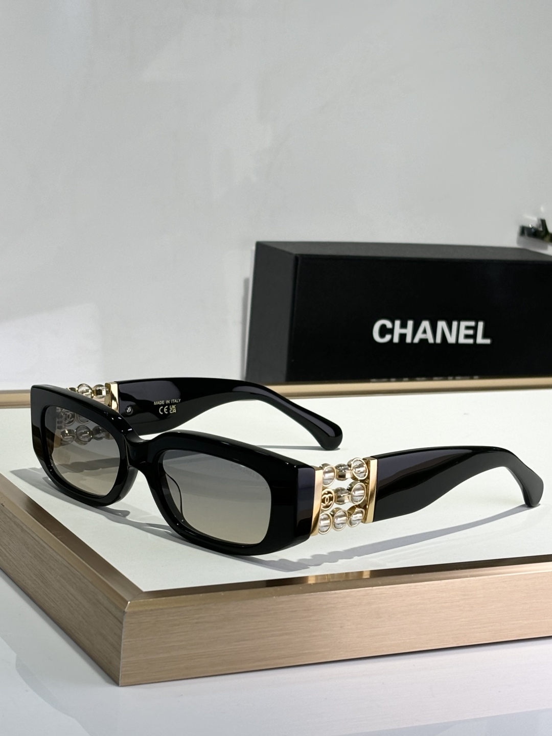  CHANEL
Mod5544
Size54-17-145

