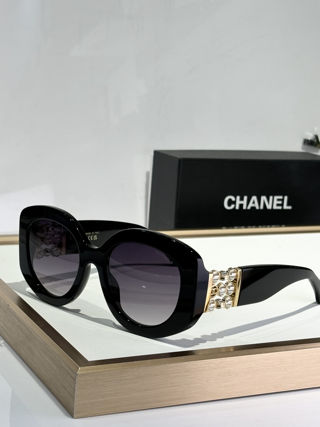  CHANEL
Mod5543
Size54-20-145

