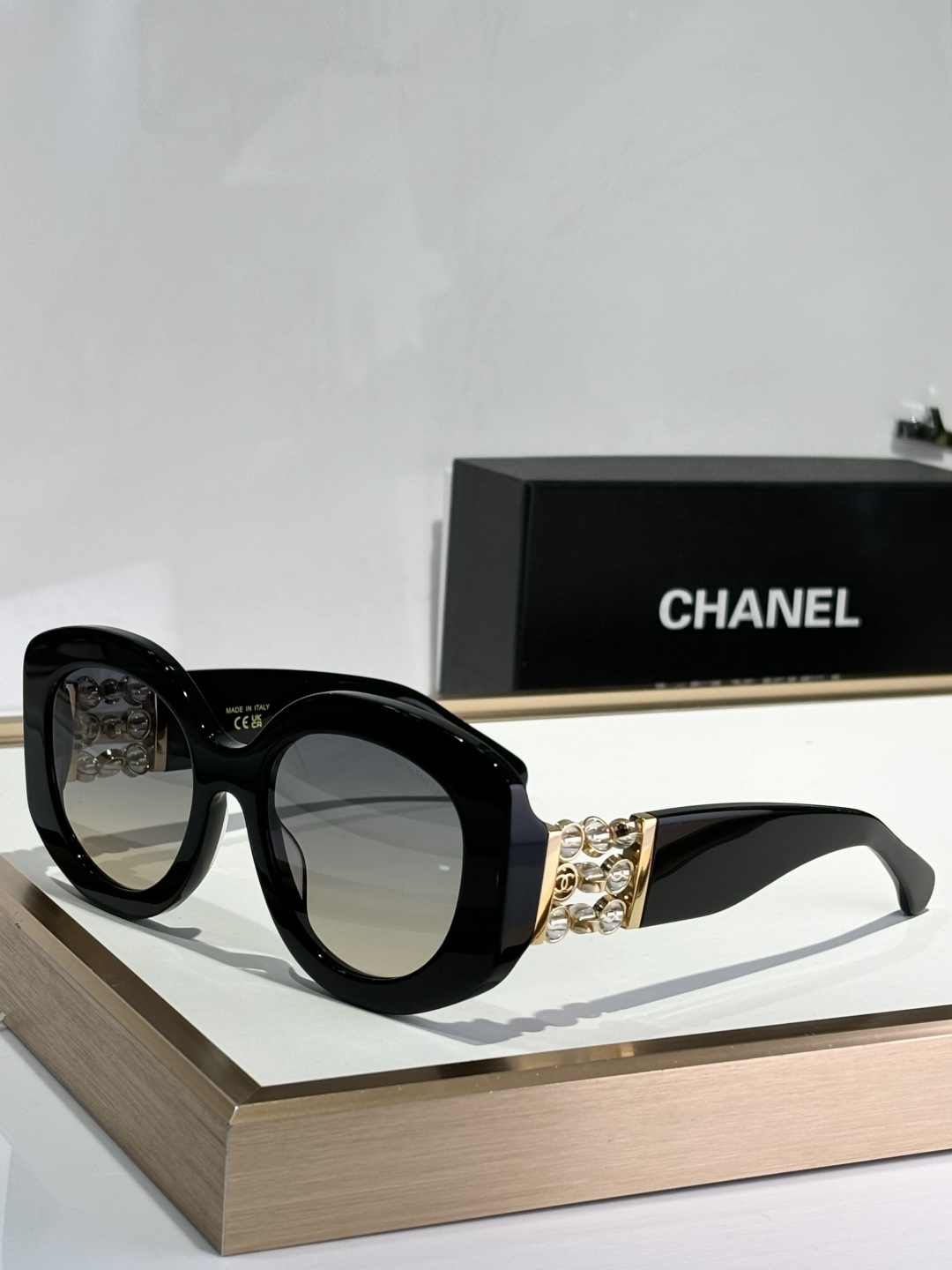  CHANEL
Mod5543
Size54-20-145
