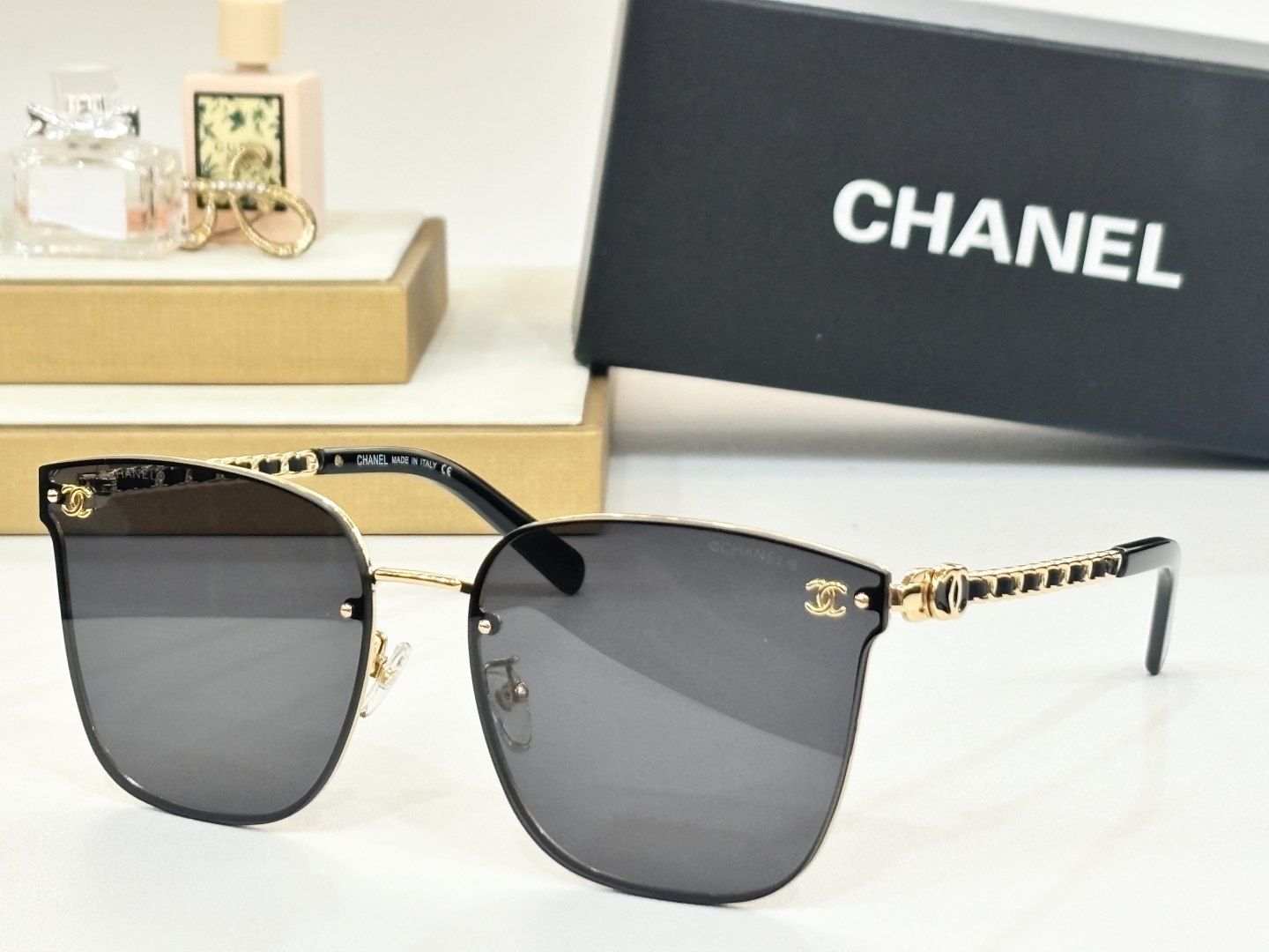  chan**
mod：CH7368
size：64-17-145

