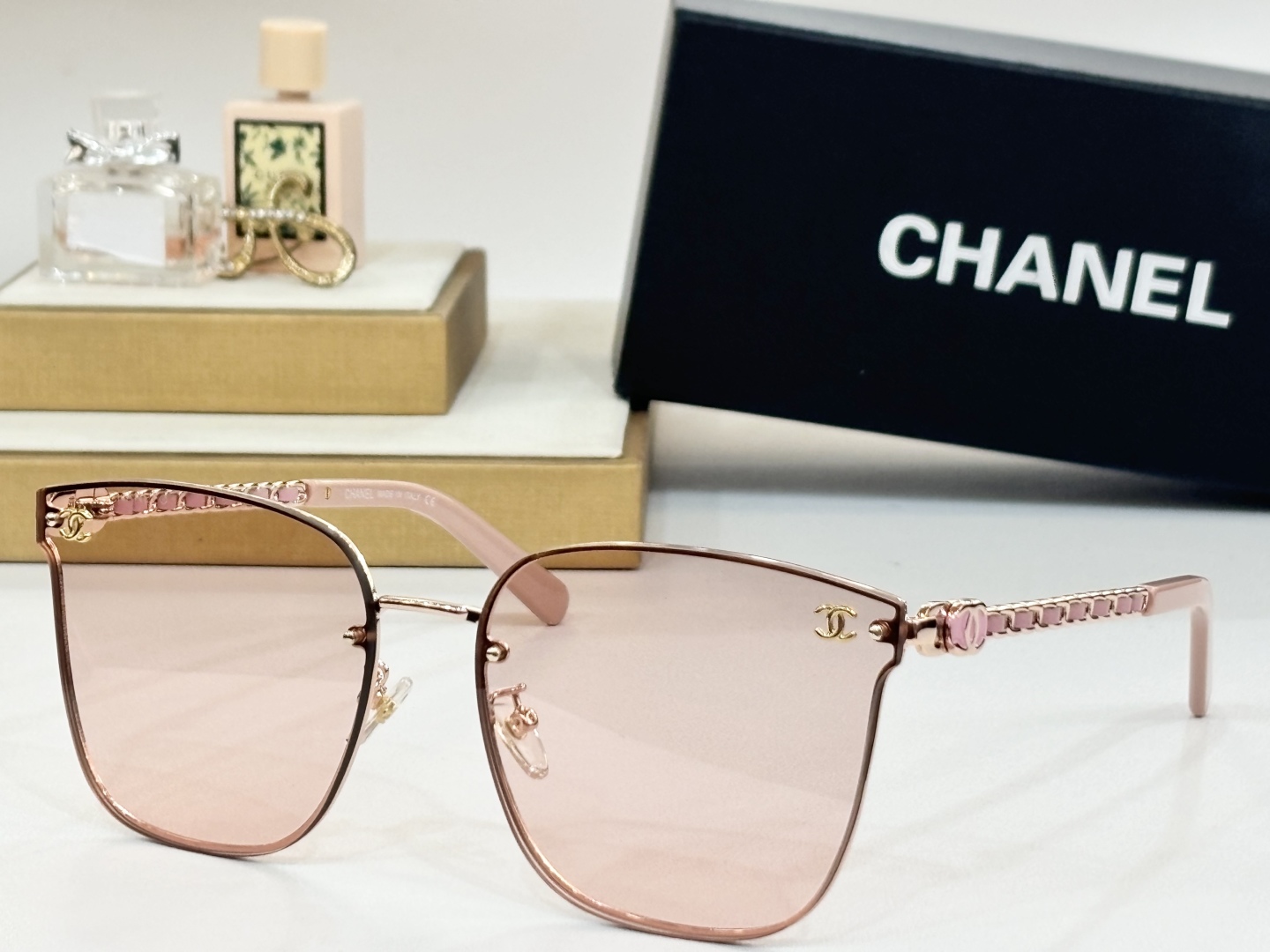  chan**
mod：CH7368
size：64-17-145
