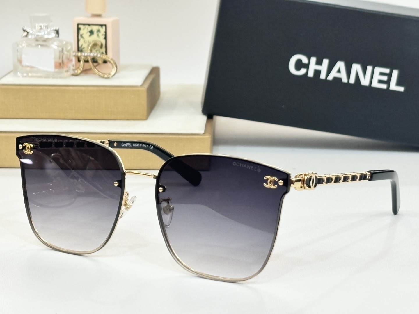  chan**
mod：CH7368
size：64-17-145
